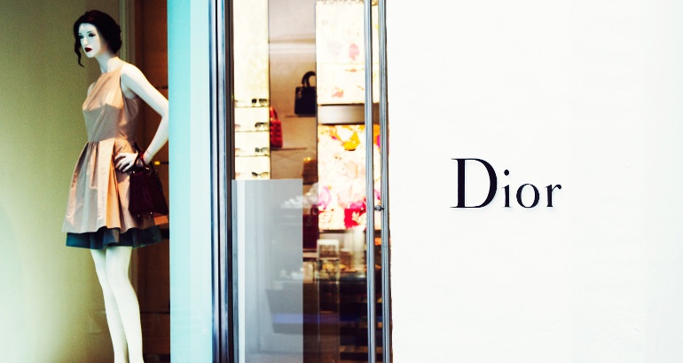 Compras en Dior Puerto Banus.jpg