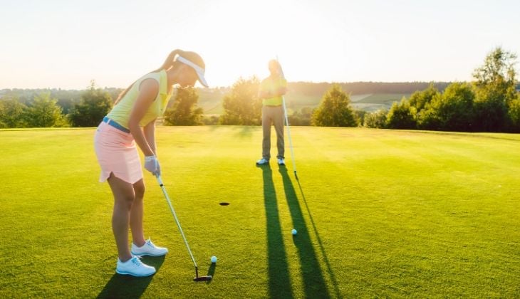 Putt playing posture, golf technique