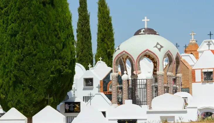 actividades en cementerios