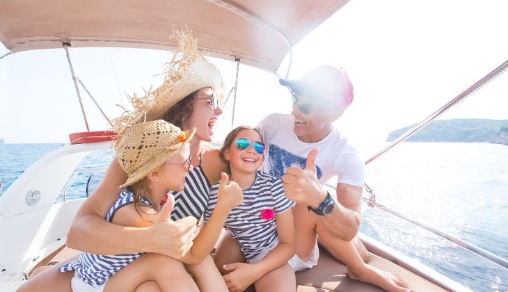 Alquiler de Barcos en la Costa del Sol para Tus Vacaciones en Familia